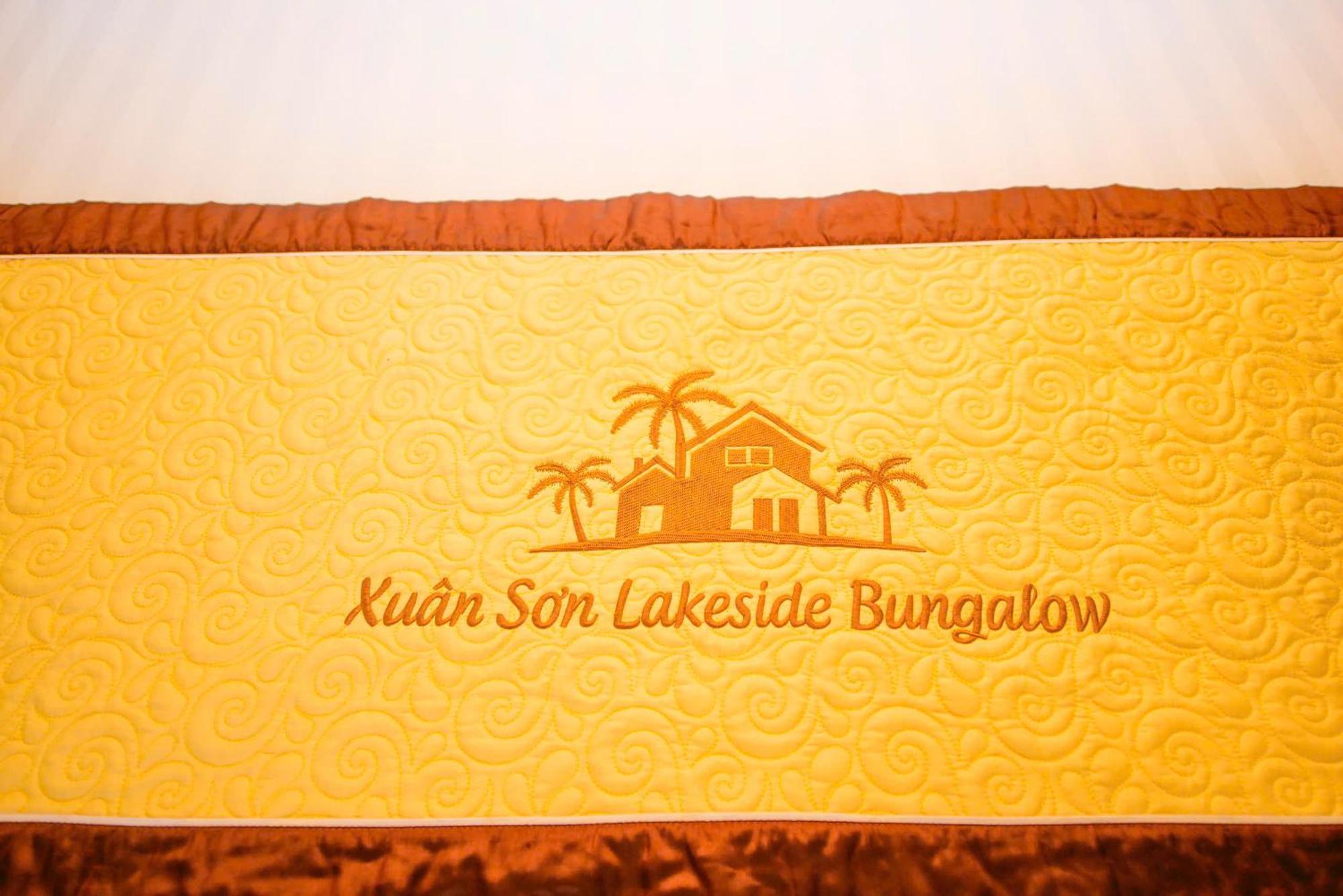 Xuan Son Lakeside Bungalow Νιν Μπιν Εξωτερικό φωτογραφία